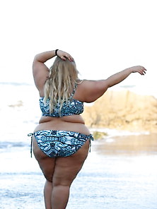 Bbw Beach