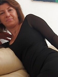 Brunette Cristallgirl Live Orgasm.