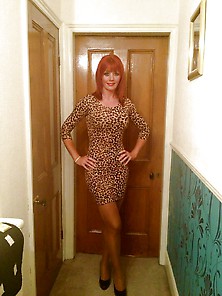 Stunning Redhead Hotwife