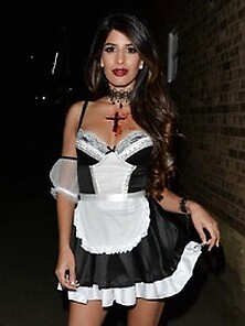 Jasmin Walia Cleavage