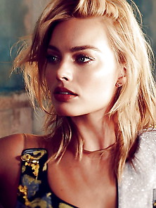 Margot Robbie Is So Hot