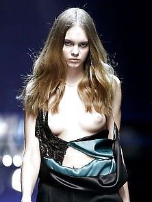 Catwalk Nipples 01