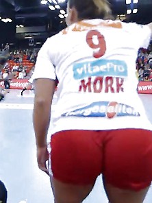 Nora Mork Ass