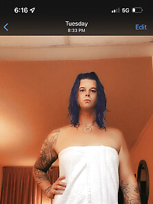 Transexual facializes guy