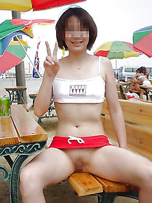 Japanese Girl Public Nudity 21