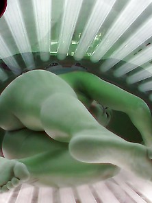 Solarium Girl 2