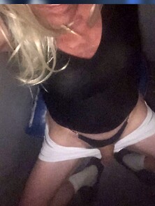 Big juicy tits tranny screwed in her ass
