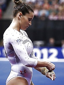 Alicia Sacramone 3