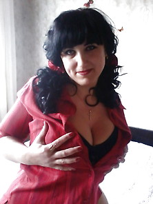Busty Russian Woman 3242