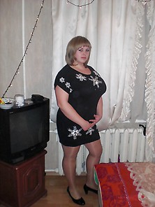 Busty Russian Woman 3027
