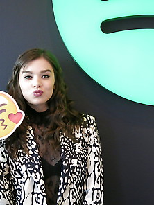 Hailee Steinfeld Haiz