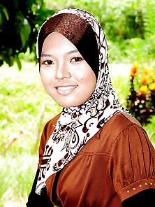 Tudung Model 4