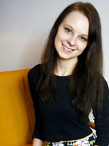 Girl Snapshot Shoulder Length