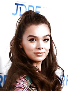 Hailee Steinfeld Jdrf Gala