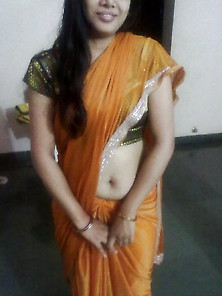 Cute Indian Aunty 8