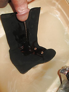 Pissing Black Wedge Booties Fm Mrmessyshoes