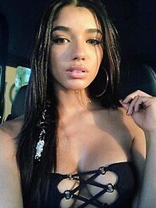 Yovanna Ventura Looks Busty In Black