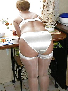 Granny Milf Mom In Pantie