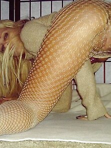 Amateur Models In Fishnets