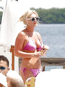 Brooke Hogan In Bathing Suit