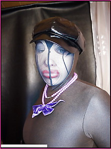 Total Pantyhose - Mask