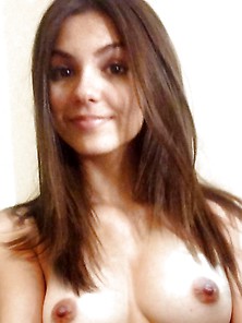 Victoria Justice (Real)