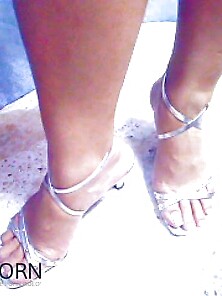 Los Pies De Mis Ex Y Amigas