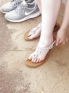 Teen With Big Tits Beach Feet,  Soles,  Stretch,  Toes