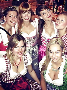 O Zapft Is Fesche Madln Im Dirndl. 26