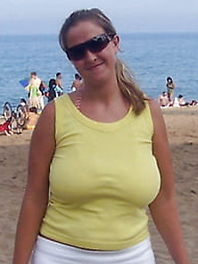 Dressed Busty Women 002.