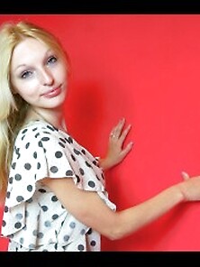 Blonde Teen Roxycamx Roleplay.