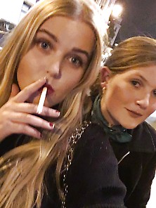 Smoking Fetish Sexy Young Babes 15