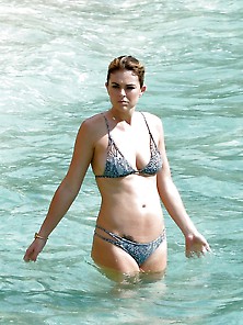 Serinda Swant In St.  Barts Beach