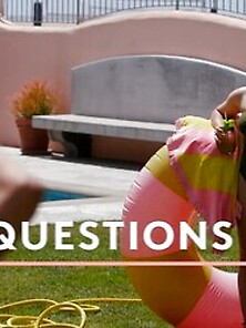 Ariel Winter Answering All The Questions