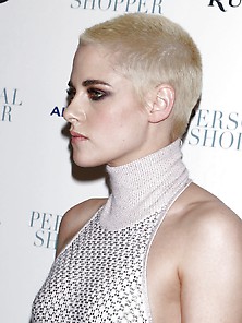 Kristen Stewart At Personal Shopper Prem In Ny