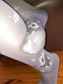 Fashion Ph And White Pantyhose