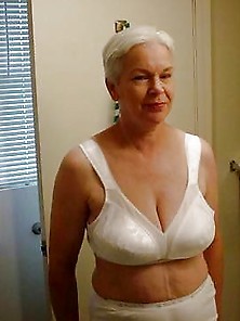 Grannies Are Sexy Too 10