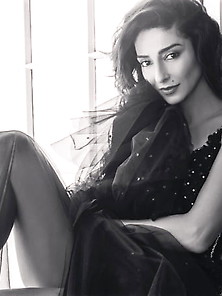 Necar Zadegan Hot And Sexy