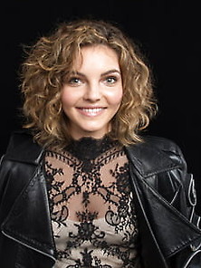 Camren Bicondova