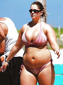 Bbw En Bikini