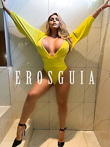 Blonde sexy tranny Djeniffer Schneider wanks her hard dick