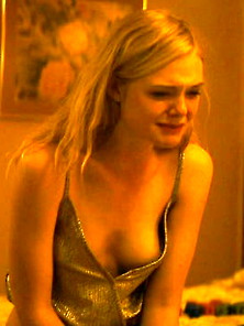 Elle Fanning