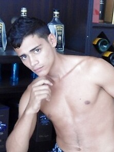 22 Yo Brunette Camilo.