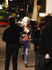 Rita Ora Plan Your Bra On