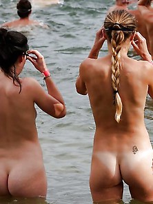 Australian Ass At The Beach.