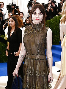 Frances Bean Cobain 2017 Met Gala 5-1-2017