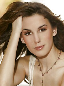 Celeb Jism Targets : Christy Carlson Romano