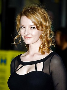 British Redhead Actress Dakota Blue Richards