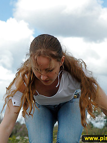 Teeb Blonde Pisses Outdoor On Rocks