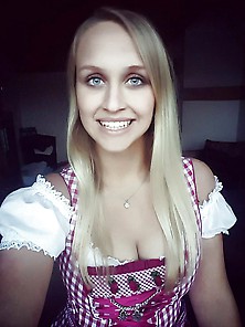 Hot Girls In Dirndl 46